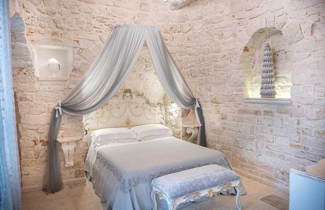 Romantic Trulli-1